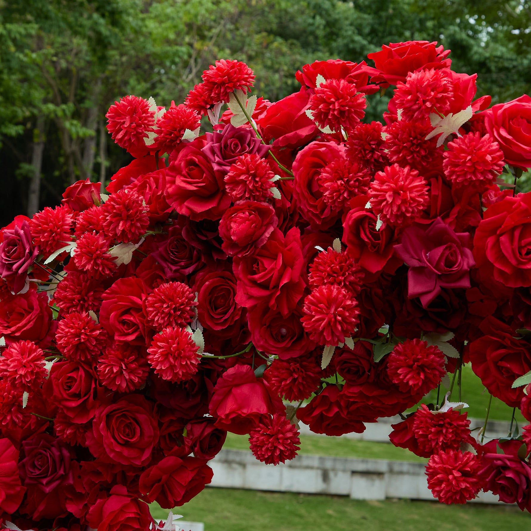 Aliflowers Artificial flower 5D Red Rose Valentine's Day Heart Arch ALFAH004