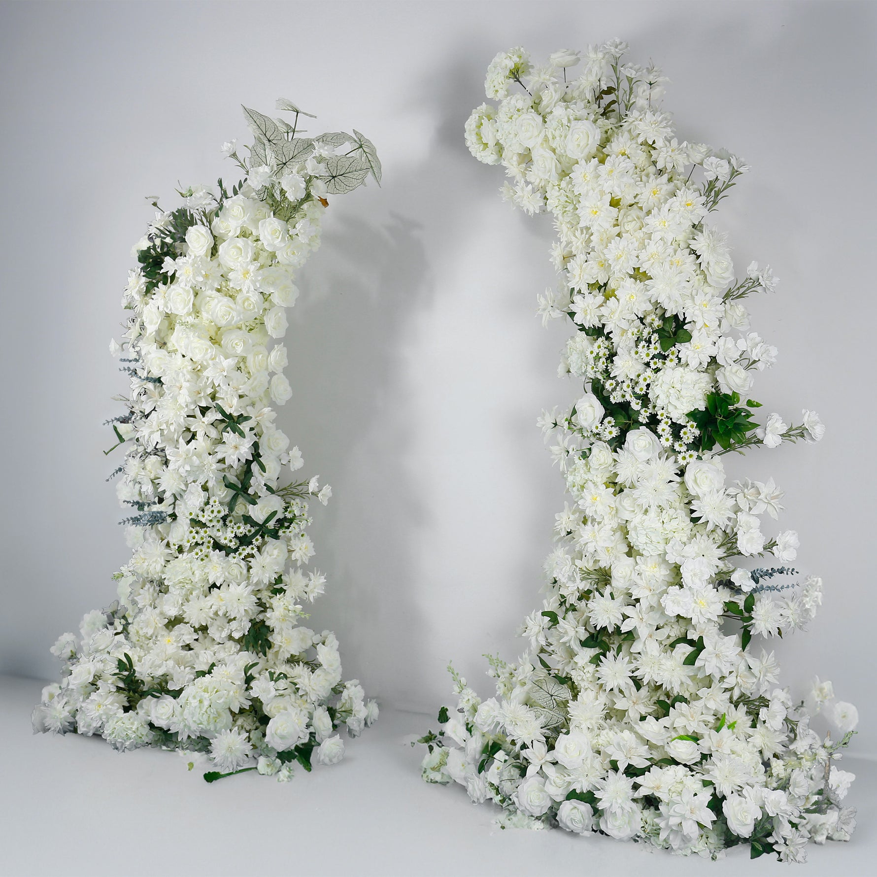 aliflowers-white-series-daisy-rose-with-greenery-floral-arrangement-decor-horn-arch-frame-wedding-backdrop