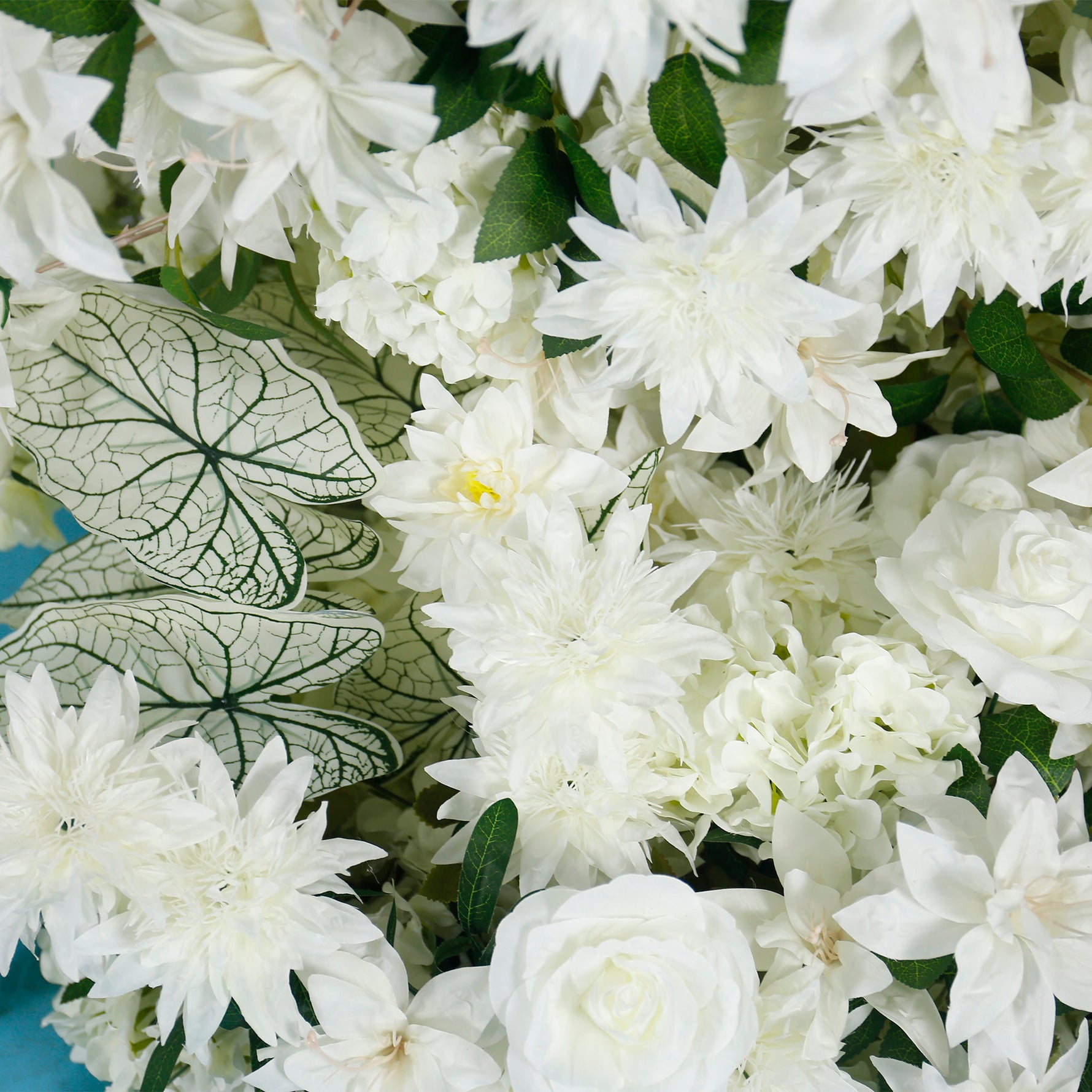 aliflowers-white-series-daisy-rose-with-greenery-floral-arrangement-decor-horn-arch-frame-wedding-backdrop